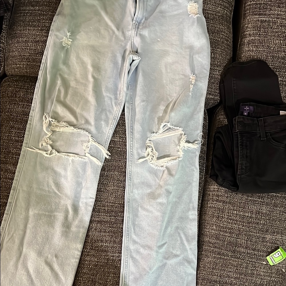 Hollister light wash distressed women's jeans